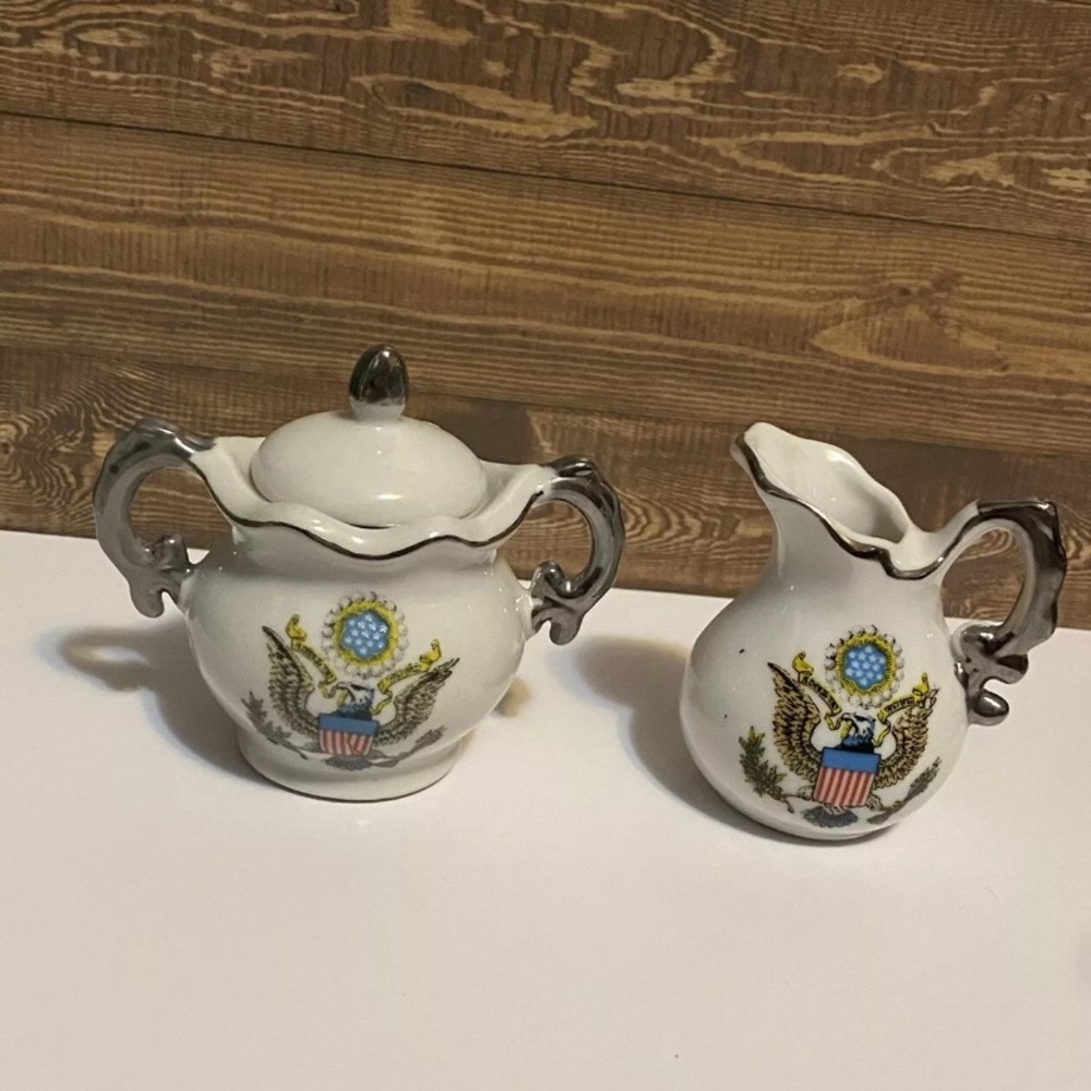 Small Presidential Sugar And Creamer Set